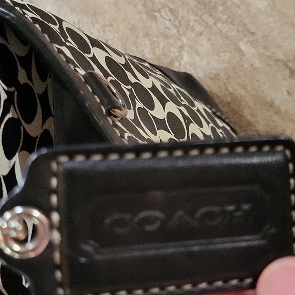 Coach purse - Picture 10 of 10